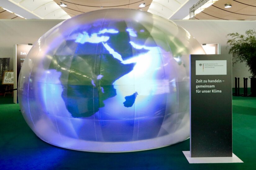 BMZ-Klima-Globus-VR-Exponat-02