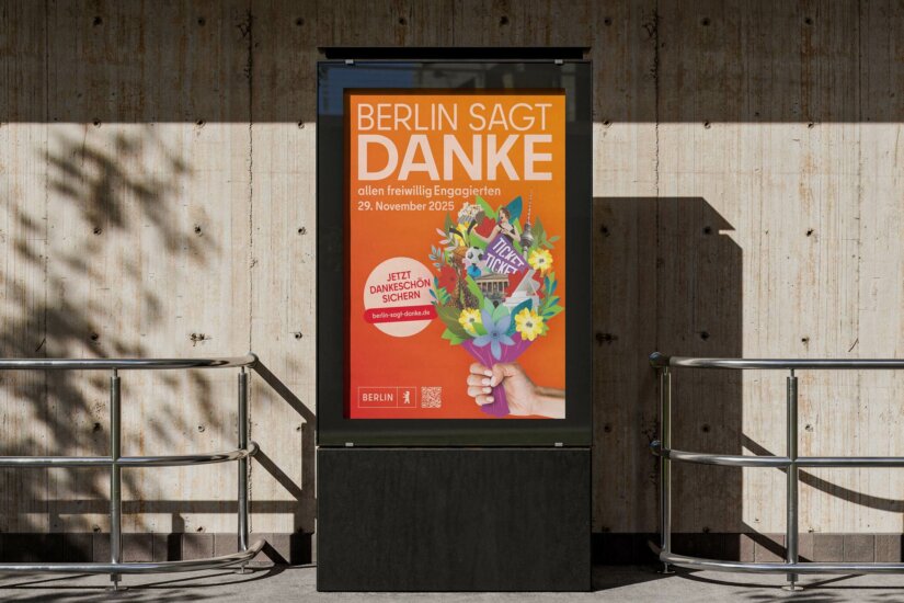 BERLIN sagt Danke branding event mock up 08 SF
