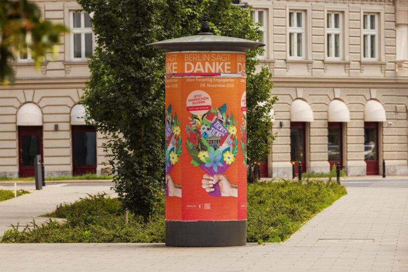 BERLIN sagt Danke branding event mock up 13 SF