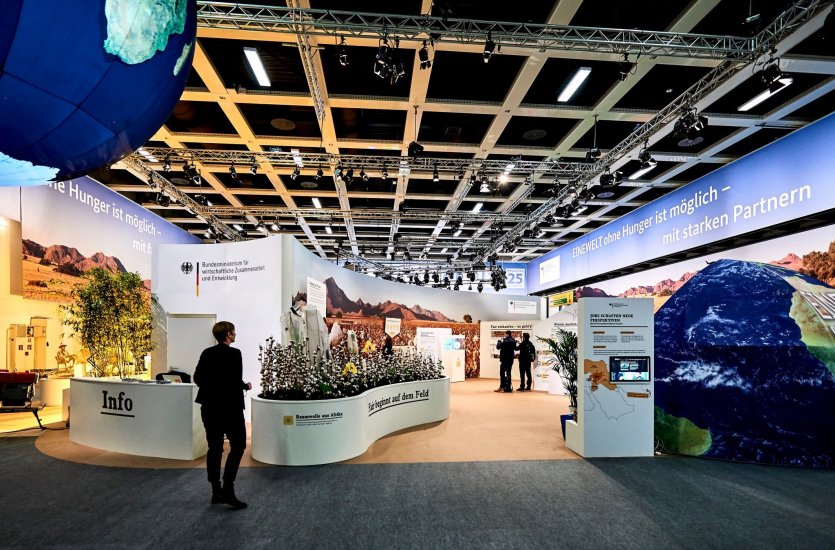 BMZ Gruenewoche Messestand super