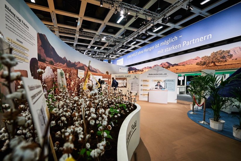 BMZ Gruenewoche Messestand super 4