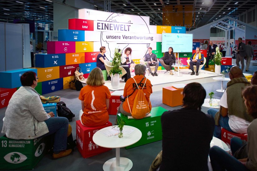 Super Messe Kirche 103