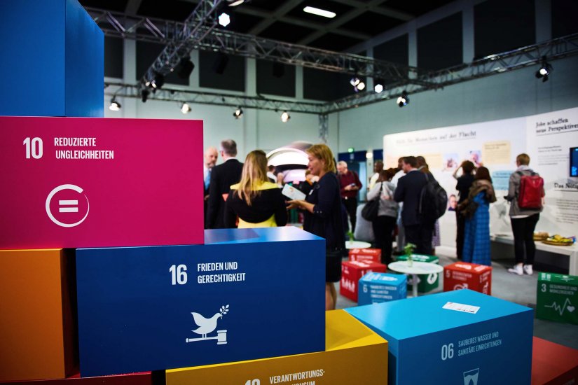 Super Messe Kirche 66