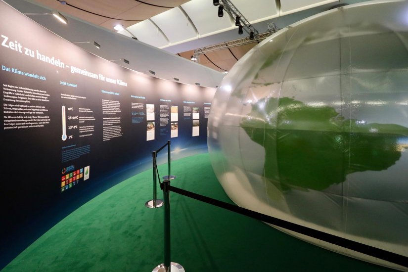 BMZ-Klima-Globus-VR-Exponat-05