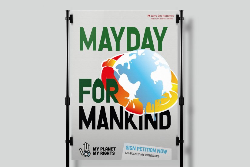 SUPER CASE terre des hommes 13