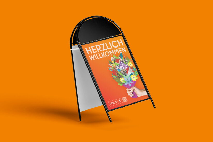 BERLIN sagt Danke branding event mock up 11 SF